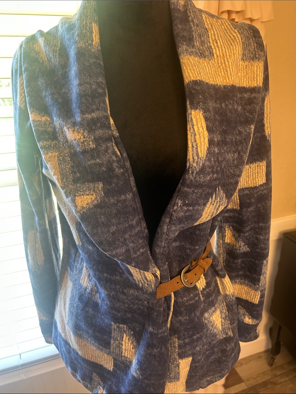 Abstract Blue and Cream Shawl-Collar Cardigan with Removable Belt